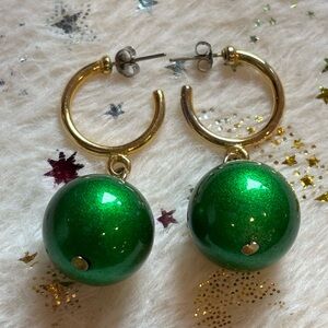 1980's hoop Green Earrings, vintage pierced earrings, vintage statement jewelry